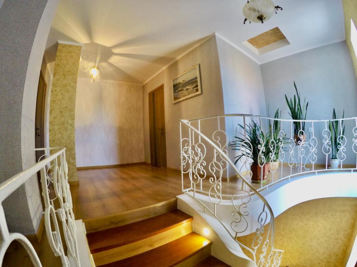 Бутік-Отель "Lavanda" Mýrhorod Exterior foto